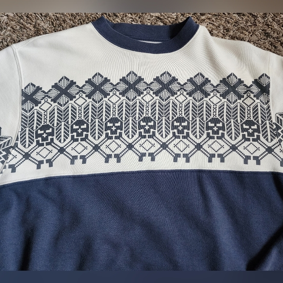 Stussy Design Rare Navy Skull Snowflake Print Crewneck Sweater Adult L - Picture 2 of 9